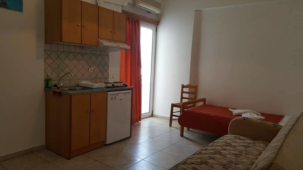 Sofia Apartments Sea View Georgioupoli Bagian luar foto