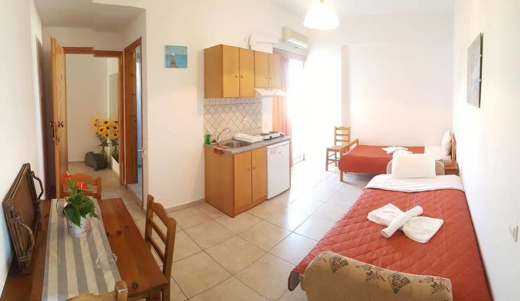 Sofia Apartments Sea View Georgioupoli Bagian luar foto